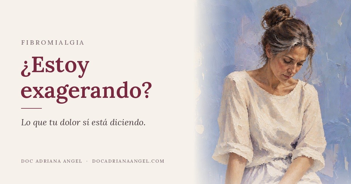 Mujer con fibromialgia sentada, pensativa, con la mirada baja, junto a la pregunta "¿Estoy exagerando?"